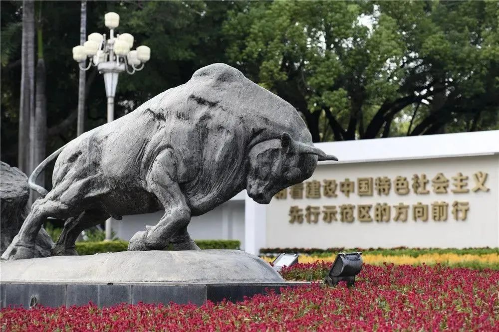 GF廠百年靈43毫米復仇者「亞洲2836機芯」鋼帶皮革表帶黑藍盤