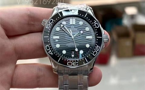 歐米茄黑盤(pán)海馬300做工最好的還是VS廠嗎,SBF廠海馬300機(jī)芯避震器升級(jí)